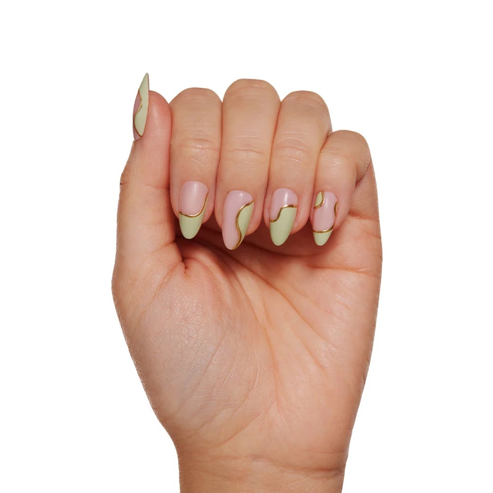 Glamnetic Olive You Press-On Nails - Picture 5 of 6